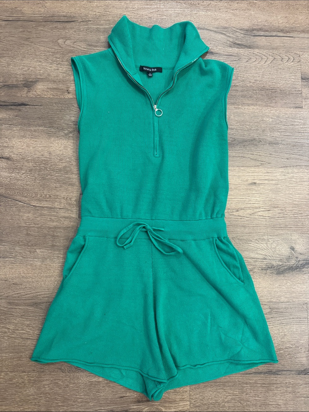 Strut & Bolt Sleeveless Green Knit Zip-Front Romper
